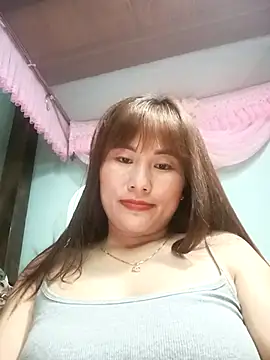 Lucxy-ki6 online show from 05/28/26, 01:52