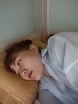 Lucxy-ki6 online show from 06/05/26, 06:52