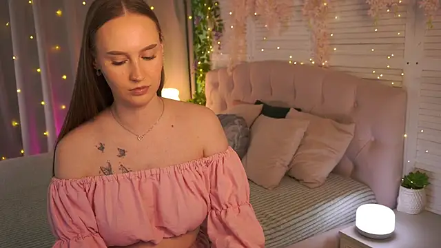 ViMilka online show from 03/25/26, 12:00