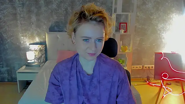 Shiny Liss online show from 05/14/26, 01:34