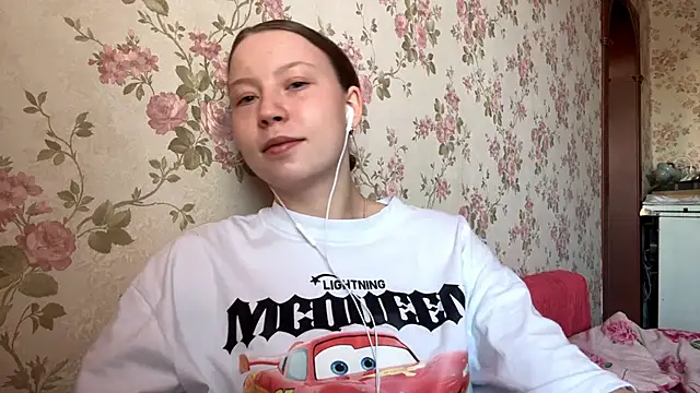 EleneShedden online show from 03/15/26, 12:44