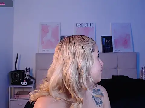 trinitych  online show from 03/15/26, 08:20