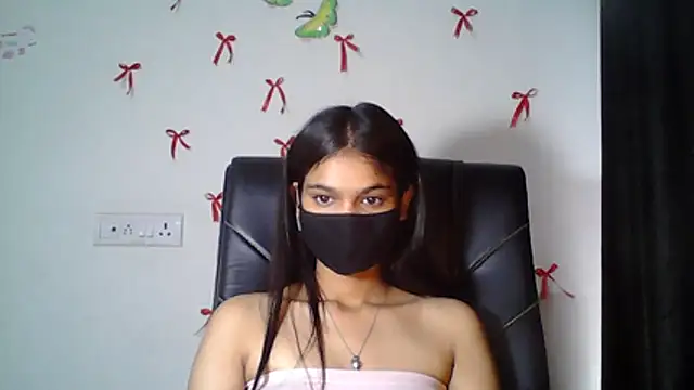 Snapshot of Hot_Deepansi02 chatting on 05/28/26, 04:43 Hot Deepansi02 online show from 05/28/26, 04:43
