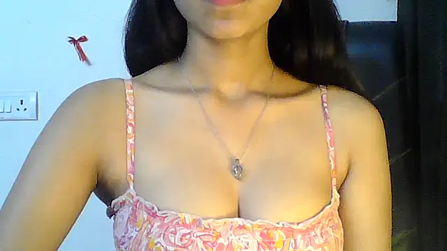 Snapshot of Hot_Deepansi02 chatting on 06/25/26, 04:44 Hot Deepansi02 online show from 06/25/26, 04:44