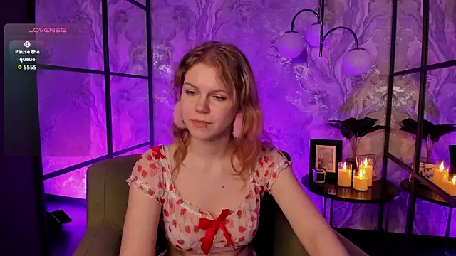 Snapshot of ElizabethVane chatting on 04/04/26, 10:46 ElizabethVane online show from 04/04/26, 10:46