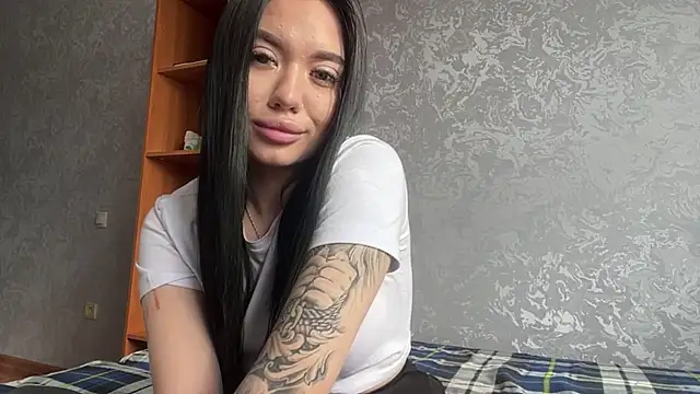 Sofi Funny online show from 04/21/26, 02:04