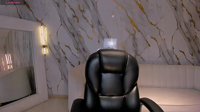 AntonellaDimeo online show from 06/20/26, 04:59