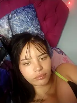 Snapshot of deisypinzongaleano chatting on 03/21/26, 06:40 deisypinzongaleano online show from 03/21/26, 06:40