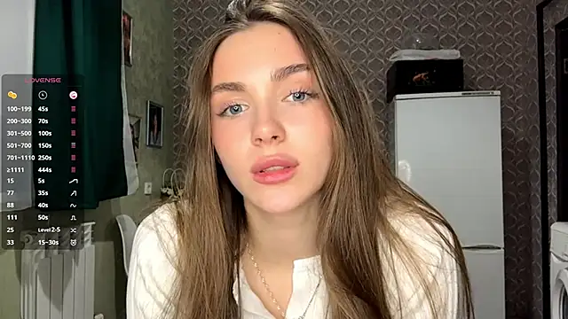 Veluxe online show from 04/16/26, 05:14