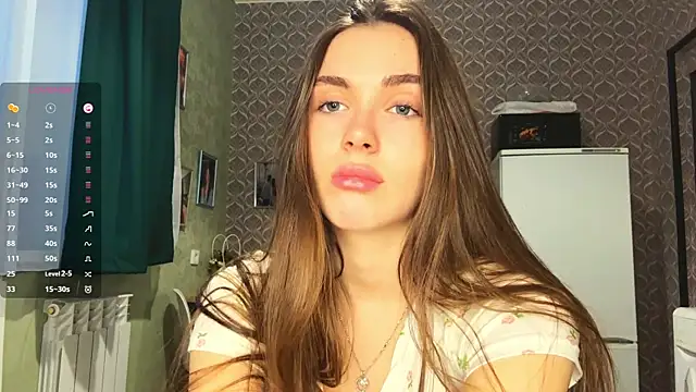 Veluxe online show from 04/30/26, 05:08