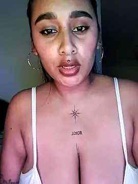 Mia skyy18 online show from 04/29/26, 06:39