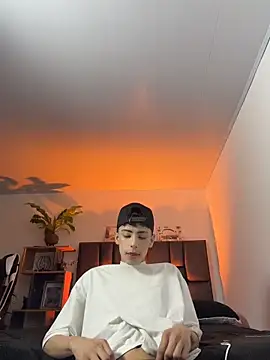 SebastianReed  online show from 04/29/26, 05:22