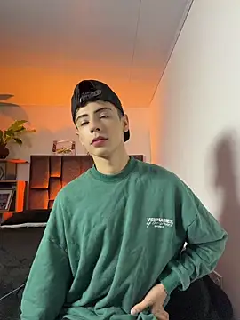 SebastianReed  online show from 05/16/26, 03:25