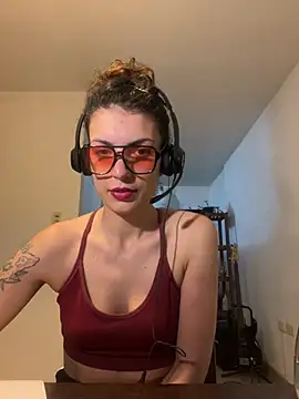 Snapshot of conejita000 chatting on 03/30/26, 02:01 conejita000 online show from 03/30/26, 02:01