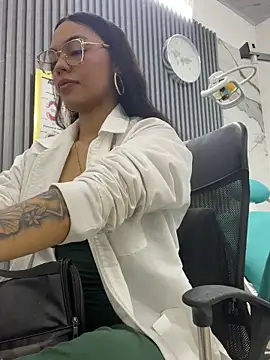 daniela-sexy online show from 04/22/26, 01:34