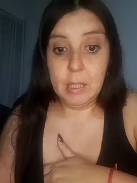 Snapshot of melucita chatting on 04/07/26, 10:20 melucita online show from 04/07/26, 10:20