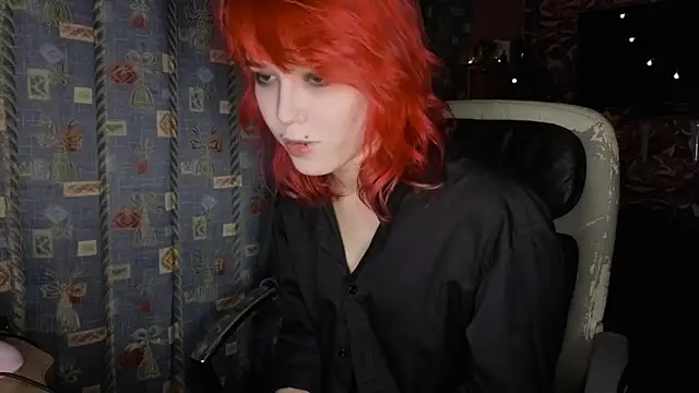 whiny emo boi online show from 06/05/26, 08:14