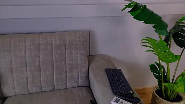 HelenaFoumier online show from 05/31/26, 06:09