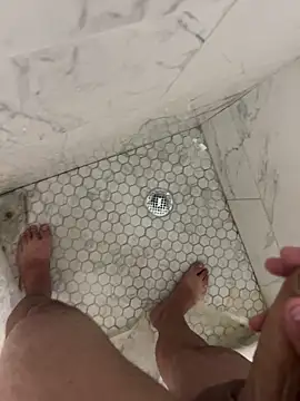 Jacobhj online show from 04/22/26, 07:26