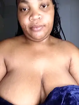 BeverlyQueen15 online show from 04/14/26, 09:32