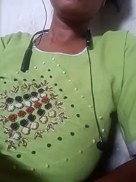Mona ji32 online show from 04/29/26, 04:49