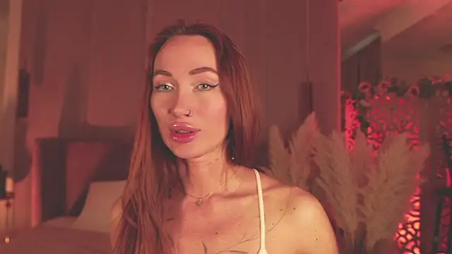 SerenaWest  online show from 04/12/26, 04:12