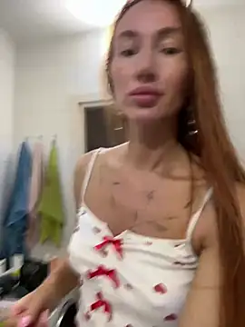 SerenaWest  online show from 04/15/26, 05:53