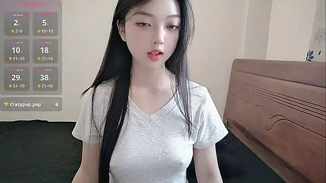 oblakitty  online show from 05/03/26, 12:49