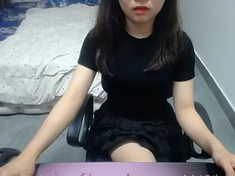 Snapshot of Aly_babe19y chatting on 03/15/26, 03:40 Aly babe19y online show from 03/15/26, 03:40