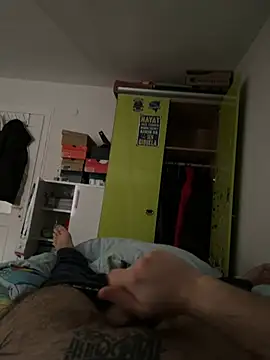 Snapshot of kickstar01 chatting on 03/15/26, 12:44 kickstar01 online show from 03/15/26, 12:44