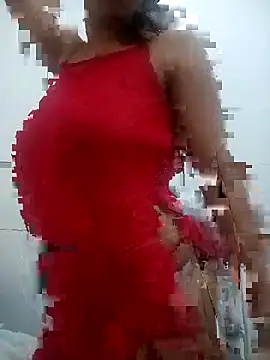 Snapshot of bombom018 chatting on 03/15/26, 11:55 bombom018 online show from 03/15/26, 11:55