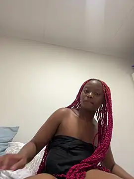 lina D25 online show from 03/18/26, 09:18