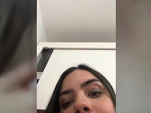 Rafaelasasntos online show from 03/15/26, 11:00