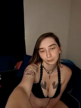 KittieeKat1 online show from 04/03/26, 03:37