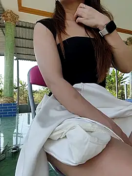 Jeen deer online show from 04/18/26, 12:58