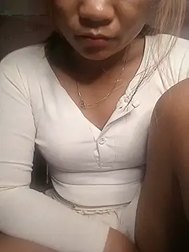 Snapshot of maymay121 chatting on 06/11/26, 10:41 maymay121 online show from 06/11/26, 10:41