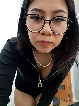 nanybb24 online show from 04/09/26, 06:19