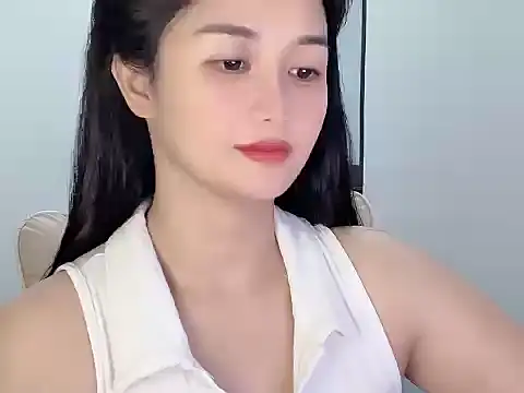 Snapshot of AmyLinee_1 chatting on 06/03/26, 01:57 AmyLinee 1 online show from 06/03/26, 01:57