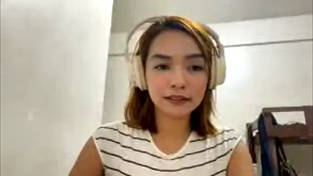 Snapshot of NoreenPierotti chatting on 03/18/26, 12:41 NoreenPierotti online show from 03/18/26, 12:41