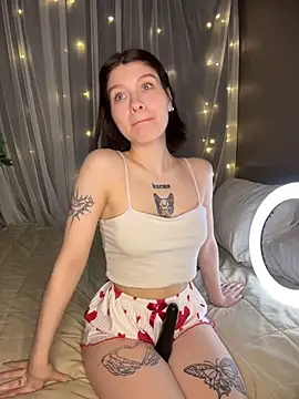 RinaHoward online show from 03/16/26, 04:44