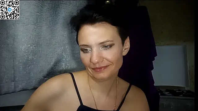 Snapshot of HotMamaQueen234 chatting on 07/02/26, 10:38 HotMamaQueen234 online show from 07/02/26, 10:38