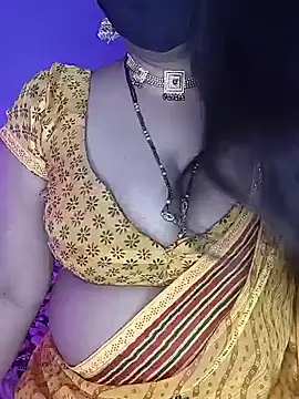Snapshot of Miss_roohi chatting on 06/25/26, 05:56 Miss roohi online show from 06/25/26, 05:56