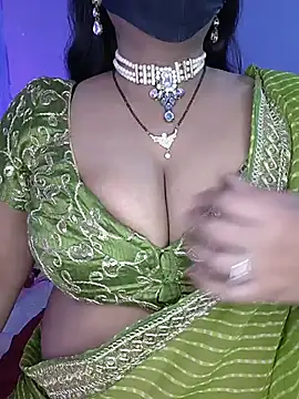 Snapshot of Miss_roohi chatting on 07/25/26, 09:29 Miss roohi online show from 07/25/26, 09:29