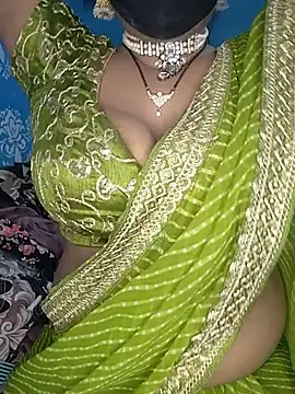 Snapshot of Miss_roohi chatting on 07/28/26, 05:47 Miss roohi online show from 07/28/26, 05:47