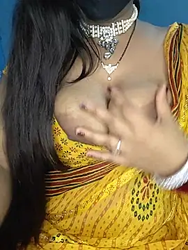 Snapshot of Miss_roohi chatting on 07/28/26, 11:17 Miss roohi online show from 07/28/26, 11:17