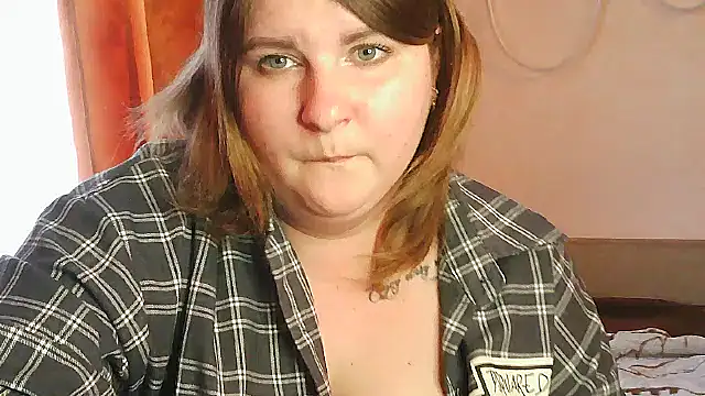 Snapshot of Minisstra chatting on 04/11/26, 03:16 Minisstra online show from 04/11/26, 03:16