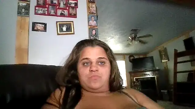 Celestee6969 online show from 04/29/26, 04:22