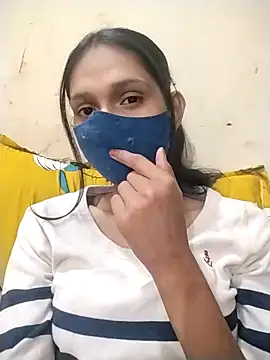 Snapshot of Sonam_y chatting on 03/19/26, 02:43 Sonam y online show from 03/19/26, 02:43