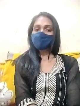 Snapshot of Sonam_y chatting on 03/24/26, 03:50 Sonam y online show from 03/24/26, 03:50