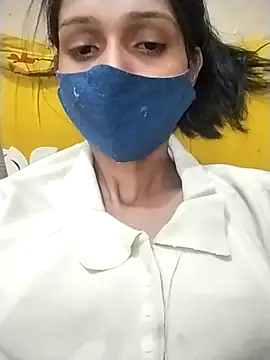 Snapshot of Sonam_y chatting on 03/28/26, 07:41 Sonam y online show from 03/28/26, 07:41